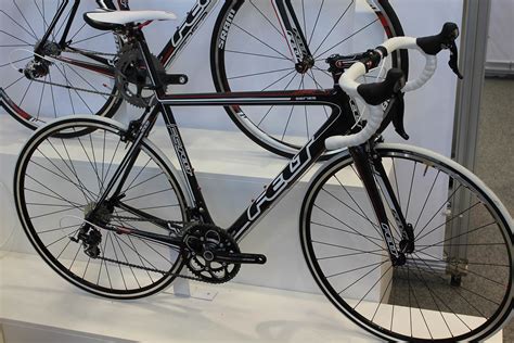 Felt Completely Redesigned F Series Road Bikesvideo Roadcc