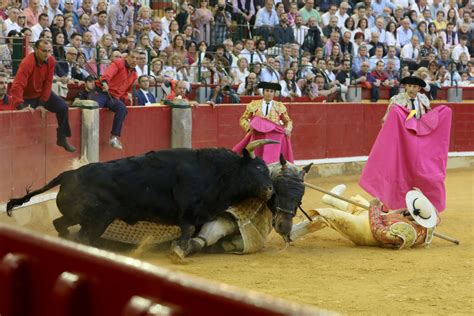 Fotos De La Corrida De Toros De Morante Urdiales Y Talavente En Las