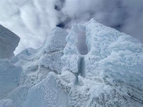 Osorno (volcano) Mountain Photo by Roberto Balcázar | 7:14 am 29 May 2022