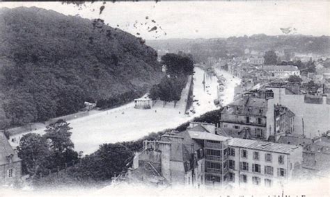 Quimper Quimper Vue Sur La Riviere L Odet Au Premier Plan Le