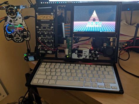 Pin by Oleg Zai on cyberdeck | Custom computer, Electronics projects ...
