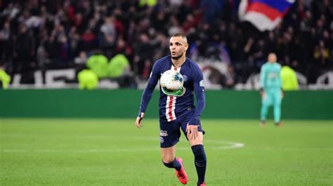 Mercato Psg Une Grosse Bataille Pr Voir Pour Layvin Kurzawa