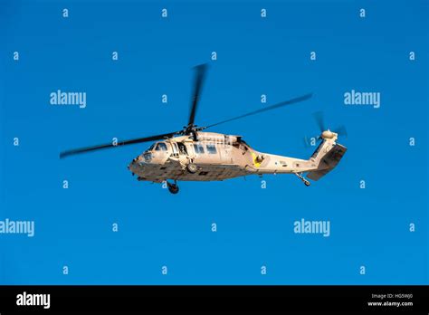 Sikorsky uh 60 hélicoptère faucon noir Banque de photographies et d