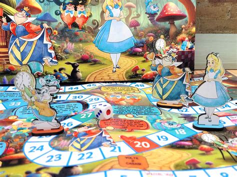 Jogo Da Alice No País Das Maravilhas - Jogo de Tabuleiro Alice no País das Maravilhas com Caixinha