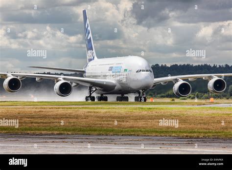 Airbus A380 Take Off