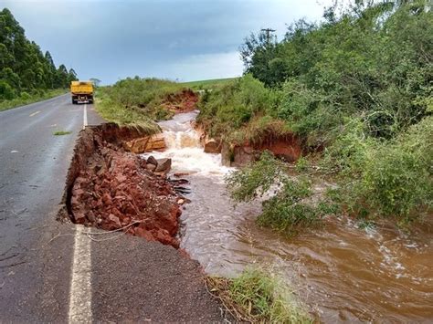 G Chuva Causa Deslizamentos E Deixa Rodovias Interditadas No Rs