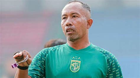 Susunan Pemain Persebaya Vs Persita Ujian Kedua Uston Nawawi Nahkodai