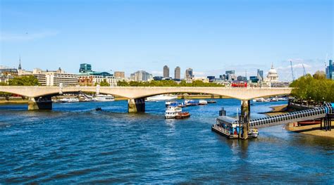 Thames River Cruise: Unmissable Experiences & Booking Tips