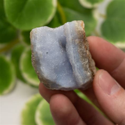 Blue Lace Agate Meanings And Crystal Properties The Crystal Council