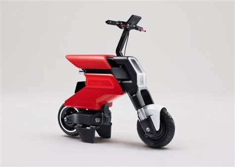 New Honda EV Hatch and Scooter Concepts Evoke Motocompo and City ...