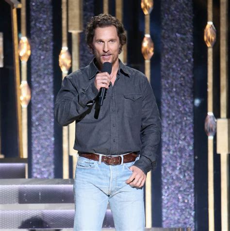 Matthew McConaughey thumps his chest for Beyoncé and the Dixie Chicks ...