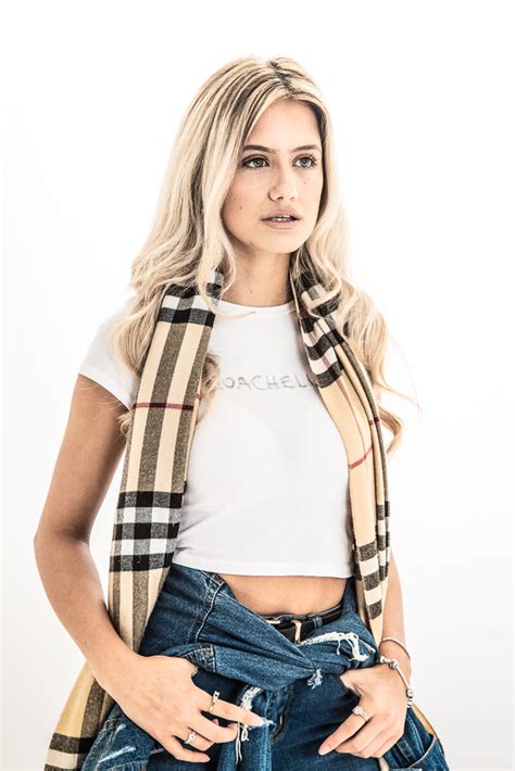 More Portraits Lingerie And Fashion With Amy Leigh Walker PETER MCLEAN