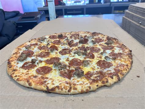 Rate my Brooklyn (salami, pepperoni, sausage, and extra cheese) : r/Dominos