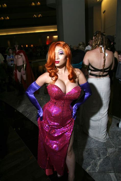 Yaya Han As Jessica Rabbit Curvy Cosplay Cosplay Babe Jessica Rabbit