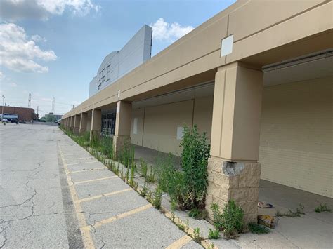 Tonys Fresh Market Still Plans To Renovate Joliets Kmart Joliet Il