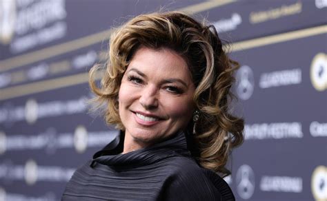 Shania Twain to Receive Music Icon Award at 2022 People's Choice Awards