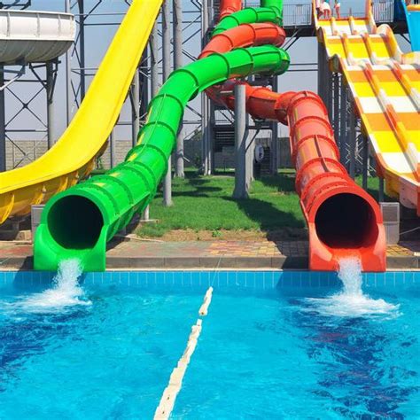 Scivolo Acquatico Girevole TWISTER Aquaslide Per Parco Acquatico