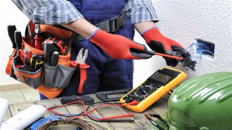 Your Go-To Guide on Finding and Hiring Residential Electricians | Bestemsguide