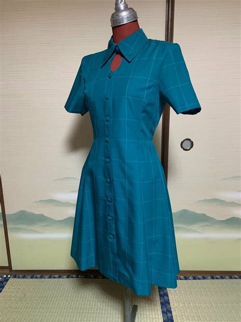 写真 来年80歳を迎える母が作った歴代の洋服 処分前に公開すると「クオリティがすごすぎる」と話題に 母の愛を感じるワンピースに注目