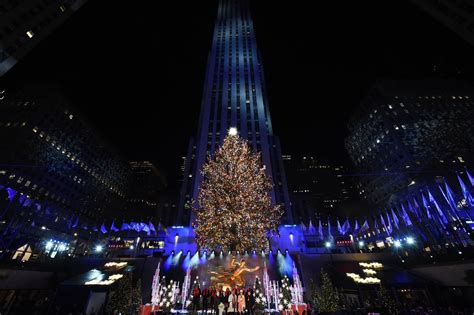 How To Watch Stream Nyc Rockefeller Center Christmas Tree Lighting On Wednesday