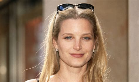 What Happened To Bridget Fonda Why The Actress Left Hollywood Bridget Fonda Hollywood