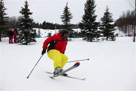 Blue Mountain Skiing for Beginners, Blue Mountain, Meaford, December 9 ...