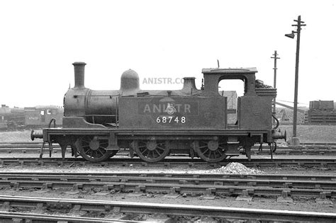 View Photos Of Ex Lner J72 Class 0 6 0t Steam Locos