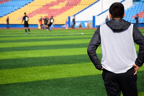 Como ser um treinador de futebol Ciência da Bola