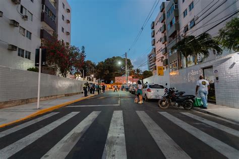 Prefeitura De Olinda Entrega Rua Em Rio Doce Totalmente Requalificada