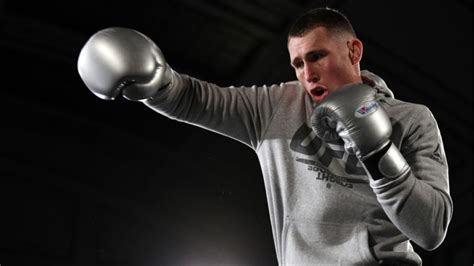 Darren Till Claims He Ll Kick Tommy Fury In The Face If He S Losing