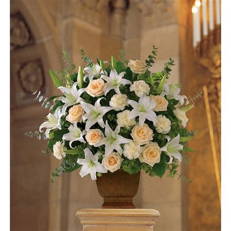 Loving Lilies & Rose Bouquet – All About Flowers