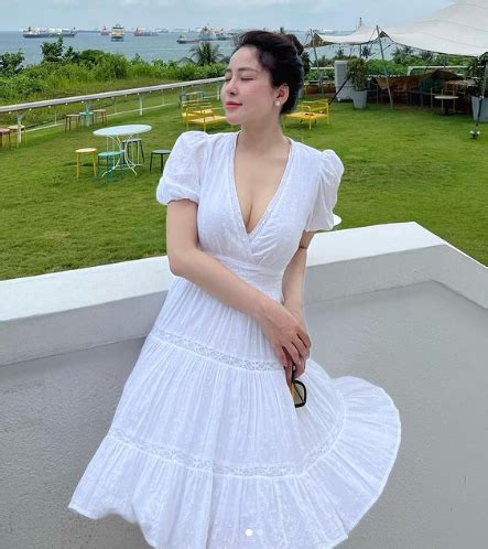 Pewpew cưới vợ hot girl Trâm Anh từng được ghép đôi trên sóng truyền hình giờ ra sao