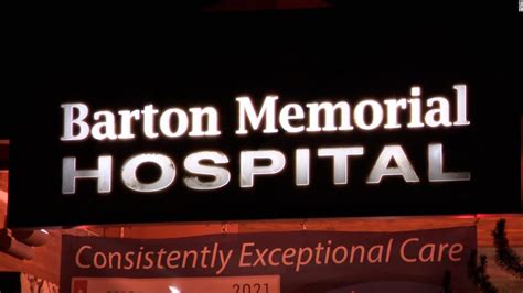 Evacúan el hospital Barton Memorial debido al incendio Caldor - CNN Video