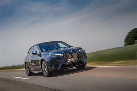 First Look At The BMW IX In Phytonic Blue