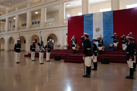 Ceremonia de Cambio de Abanderado Colegio Militar de la Nación