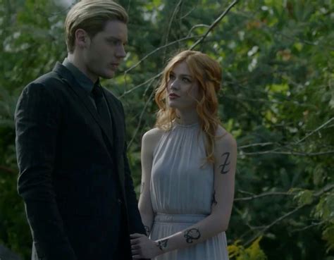 Pin By Isabella On Shadowhunters Shadowhunters Clary And Jace