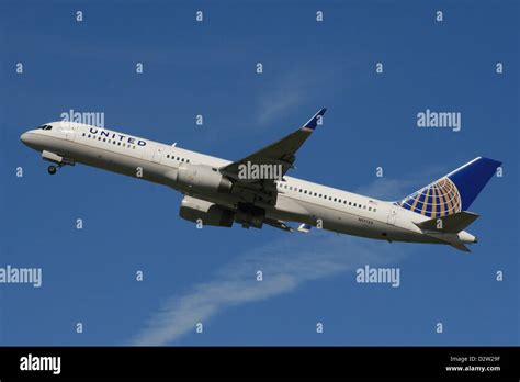 United Airlines Usa Boeing 757 Winglets Stock Photo Alamy