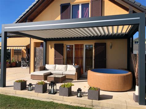 Pergola Bioclimatique Dans La Vallée De Joux