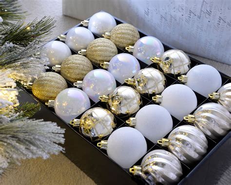 Shatterproof Luxury Christmas Tree Baubles 48 Piece White Gold — We R Christmas