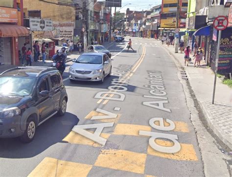 Acidente Entre Moto E Carro Deixa Homem Ferido Na Avenida Dom Pedro De