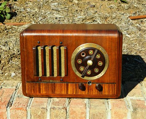 1937 Ge General Electric Antique Am Radio Model G 50 Looks Good And