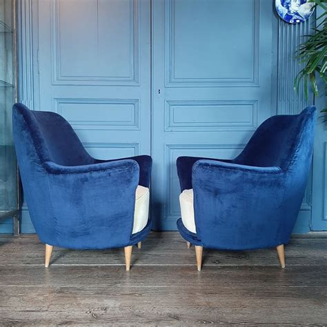 Two vintage velvet armchairs - Piet Jonker