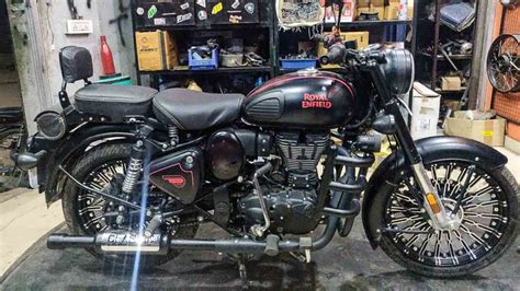 Royal Enfield Sales Breakup Nov Classic Meteor Himalayan