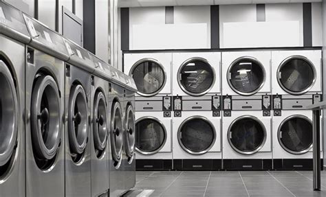 The Benefits of Equipment Financing for Laundromats - Little Big Profit