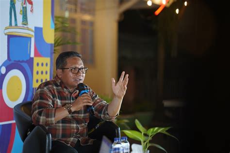 Forum Konsultasi Publik Marten Taha Perlu Ada Komunikasi Antara