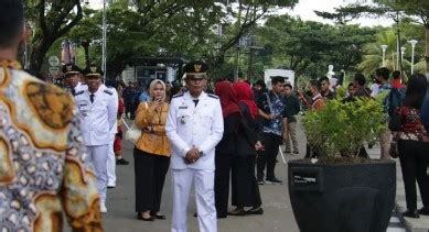 Camat Ujung Tanah Hadir Sukseskan Peringatan Hari Otda Klikkiri Co