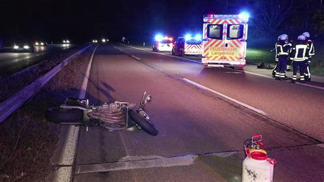 Monheim Motorradfahrerin Bei Unfall Auf A59 Schwer Verletzt