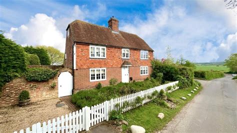 Reading Street Tenterden Kent TN30 4 Bed Detached House For Sale