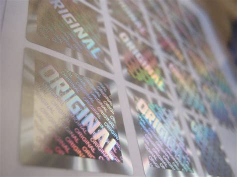 Sticker Hologram Original Silver Kotak CETAK STIKER HOLOGRAM