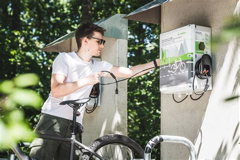 Smart Ebike Charging Stations With AI EBikeAI